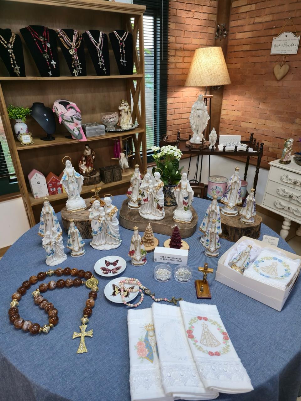 Peça em destaque do ateliê Família Archanjo